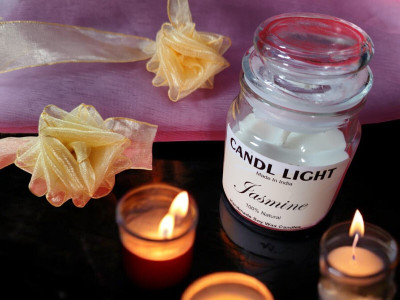 SCENTORA NEW25_Unique_ Jasmine Scented Soy wax candle yakeen jar Candle(White, Pack of 1)