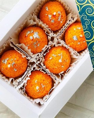 Tescoen Ladoo Candle Hand Poured Motichur Laddoo Candles Candle Candle(Orange, Orange, Pack of 4)