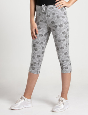 JOCKEY 1300P Women Grey Capri