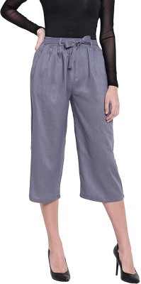 Street Profit Women Grey Capri