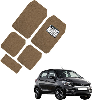 INSURE AUTOMOTIVE PVC Standard Mat For  Mahindra Thar(Black)