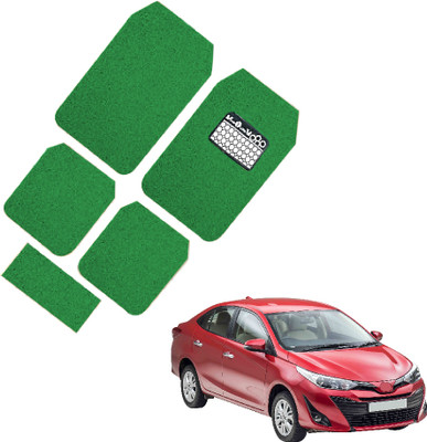INSURE AUTOMOTIVE PVC Standard Mat For  Toyota Yaris(Green)