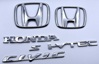 Automopix Emblem for Car(Silver)