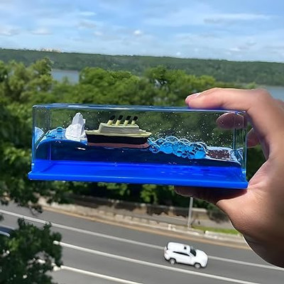 Gayatri Moving Titanic Liquid Wave Cruise Ship Carabiner(Blue)