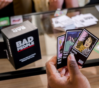 Zuuluzrs New Version Bad People Party Game Find Out What Your Friends Really Think of You(Black)