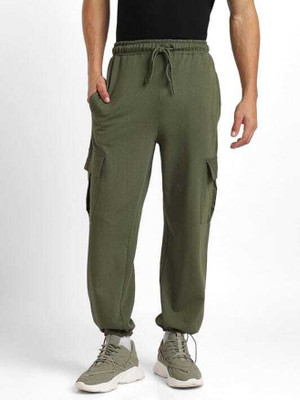 Raavi By Gaurav Regular Fit Men Green Trousers