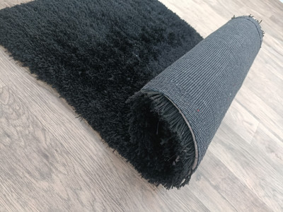 Shag Weaving Black Polyester Carpet(2 ft,  X 3 ft, Rectangle)