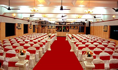 HR CARPET Red Synthetic Carpet(5 ft.,  X 3 ft., Rectangle)
