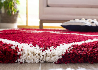 Dizen Star Red Acrylic Runner(2 ft,  X 5 ft, Square)