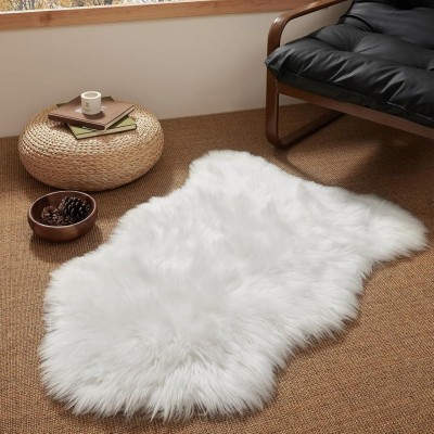 Stadash White Wool Area Rug(60 cm,  X 90 cm, Abstract)