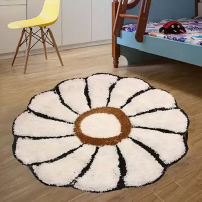 Geeta Enterprise White Polyester Carpet(60 cm,  X 60 cm, Circle)