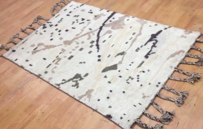 Flooring Tunes Beige Wool Area Rug(4 ft,  X 6 ft, Rectangle)