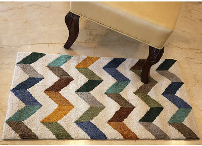 The Home Talk White Polyester Carpet(1 ft,  X 1 ft, Rectangle)