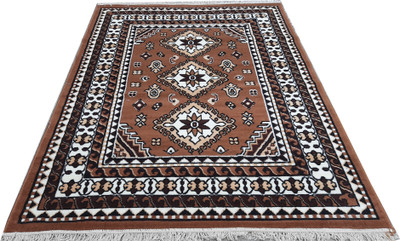 HR CARPET Gold, White Acrylic Carpet(5 ft.,  X 7 ft., Rectangle)