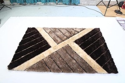 Saba Brown Polyester Carpet(60.96 cm,  X 152.4 cm, Rectangle)