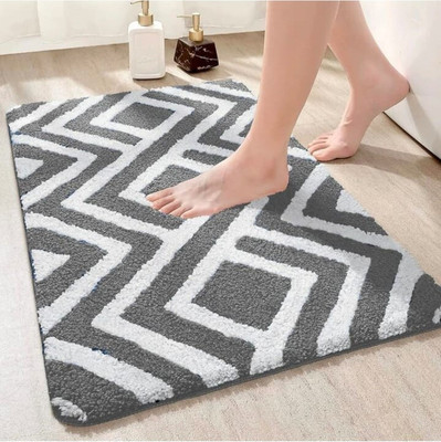 DKdecor 40 cm  X 60 cm Cotton Carpet(Rectangle, Grey, White)