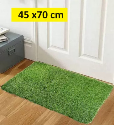 CHETANYA LOOMTEX Green Polypropylene Carpet(1.5 ft,  X 2.5 ft, Rectangle)