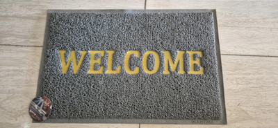 PMRSENTERPRISES Grey PVC Carpet(40 cm,  X 60 cm, Rectangle)