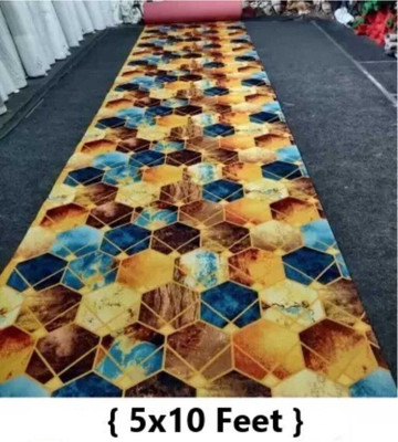 Ra handloom carpets Red Synthetic Carpet(152 cm,  X 304 cm, Rectangle)