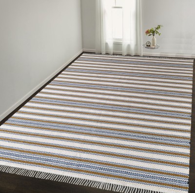 house of handmade Beige Cotton Area Rug(240 cm,  X 300 cm, Rectangle)