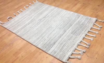 Flooring Tunes Beige Wool Area Rug(4 ft,  X 6 ft, Rectangle)