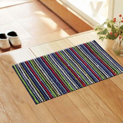 The Home Talk Blue Cotton Area Rug(2 ft,  X 3 ft, Rectangle)