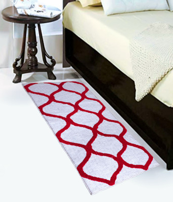 SPA Furnishing 2 cm  X 6 cm Polypropylene Carpet(Rectangle, White, Red)