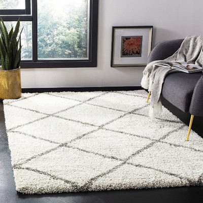 HR CARPET White Polyester Carpet(5 ft.,  X 7 ft., Rectangle)