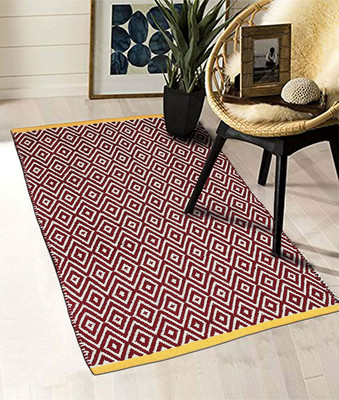The Home Talk Red Cotton Area Rug(2 ft,  X 3 ft, Rectangle)