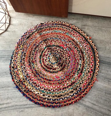 Master Piece Crafts Multicolor Cotton Carpet(3 ft,  X 3 ft, Oval)