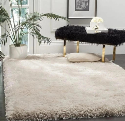 Samjeeda Handloom carpets White Wool Carpet(4 feet,  X 6 feet, Rectangle)