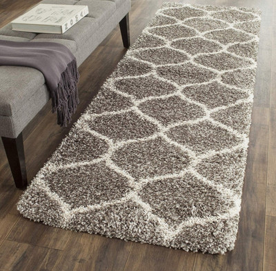 RM Handloom Silver, White Polyester Runner(4 cm,  X 2 cm, Rectangle)