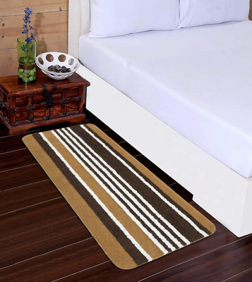 The Home Talk Beige Polyester Runner(2 ft,  X 5 ft, Rectangle)