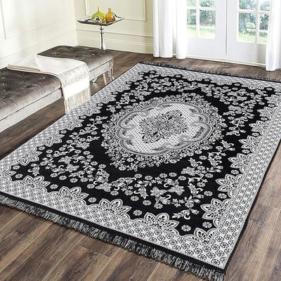 RADECOR Black, White Chenille Carpet(152 cm,  X 213 cm, Rectangle)