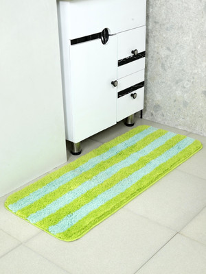 Saral Home Green Polyester Runner(40 cm,  X 100 cm, Rectangle)