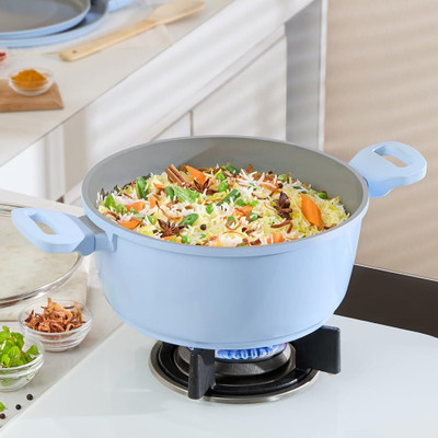 BOROSIL 3.2L (22cm) Casserole with Lid, Gas & Induction Compatible Cook and Serve Casserole(3200 ml)