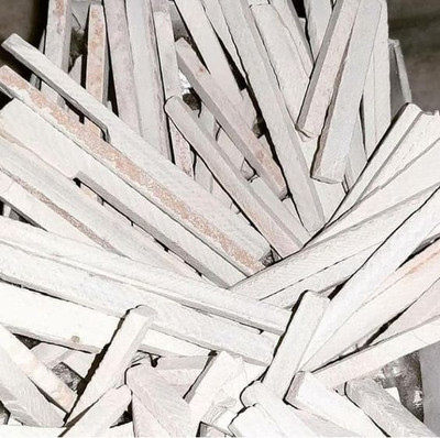 Brightyy 400gms red natural earthy slate grooved chips made from stone billards chalk box slate pencil(8 Sticks)