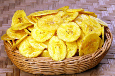 Royal foodery KERLA BANANA CHIPS Chips(1 kg)