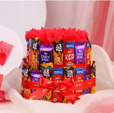 Cadbury Dairy Milk & 5 Star Chocolates & Kit Kat Combo Gift Hamper Bars(31 x 17.58 g)