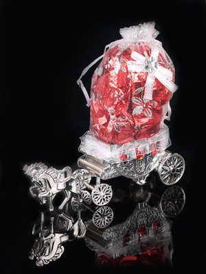 Choco charms CHOCOLATE CART I GIFT PACK I CHOCOLATE BOX I 10 PCS Bars(100 g)