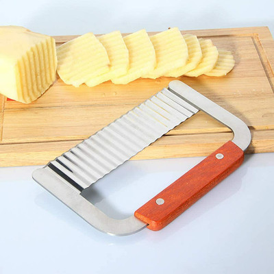 Lucacci Crinkle Cutter, French Fry Cutter veggies Wave Crinkle Cut Tool Carrot Slicer Vegetable & Fruit Slicer(1 Pc Crinkle Cutter)