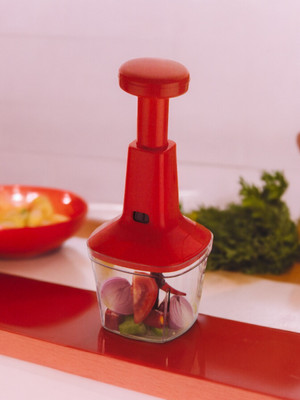 sarvek traders by Sarvek Traders 5 stainless steel blade with blending , powerful handy quick 950 ml Vegetable & Fruit Chopper(1 chopper with 5 blades & mixer)