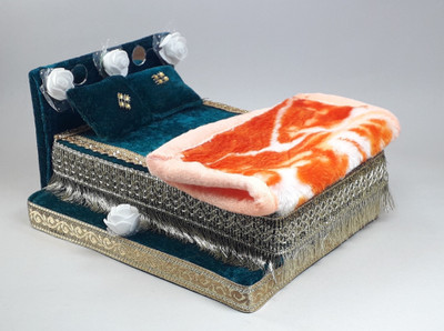 R D Handicraft Thakur ji Bed,Laddu Gopal ji Bed With Blanket usable 0 to 3 no Silk All Purpose Chowki(Green, Pack of 1)