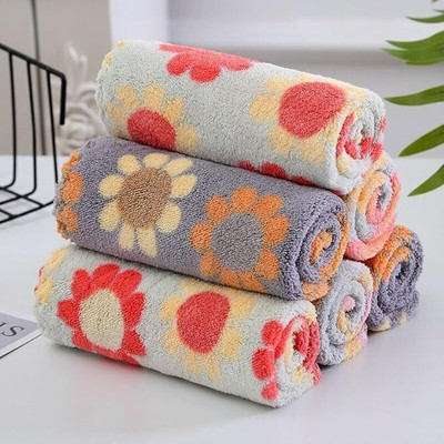 NEERAK Kitchen Cloth Dish Towels, Dish Drying Towel 30X30 (PACK OF 5} Wet and Dry Microfiber Cleaning Cloth(5 Units)