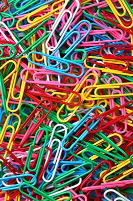 FAVHOME 100 Pcs Medium Metal Paper Clip, Gem Clip(Set of 100, Multicolor)