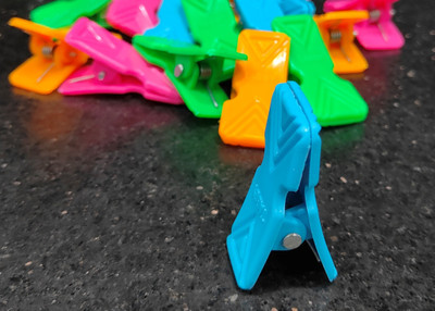 dhanak Plastic Cloth Clips(Multicolor Pack of 60)