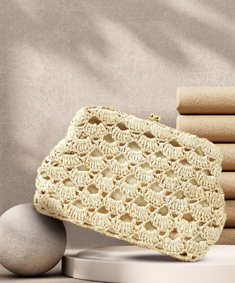ACCESSORIZE LONDON Party Cream  Clutch