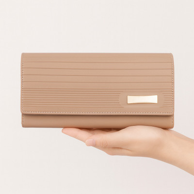 Reshu Casual, Formal, Party Beige  Clutch