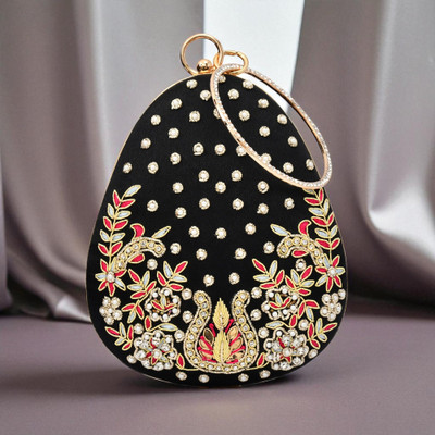 FOR THE BEAUTIFUL YOU Party Black  Clutch