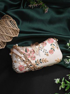 Sangria Party Cream  Clutch